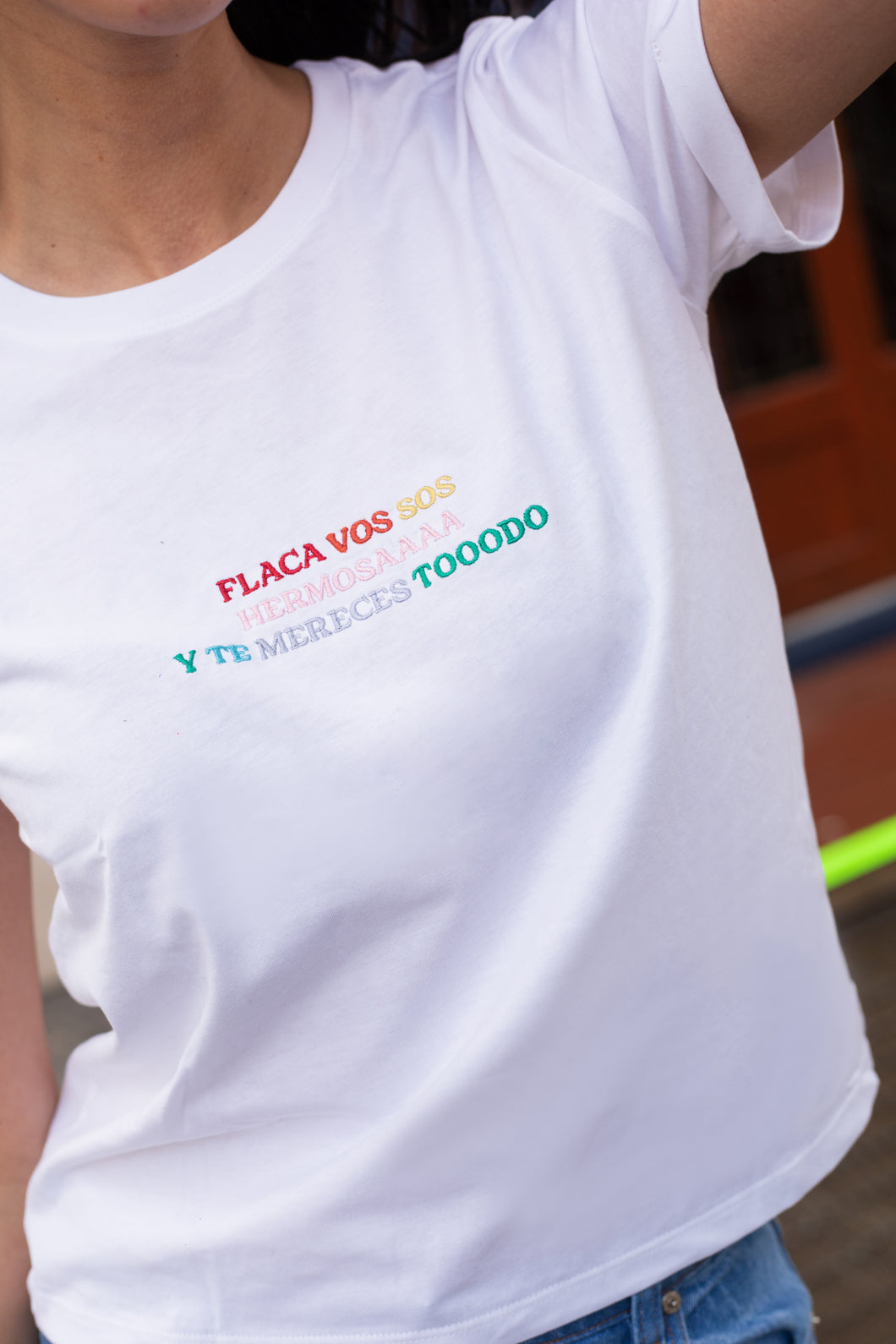 Flaca Vos Sos Hermosa Embroidered Oversized Tee